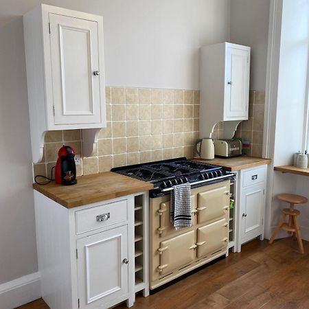 Beautiful & Bright 2 Bed Flat Murrayfield EDI Kültér fotó