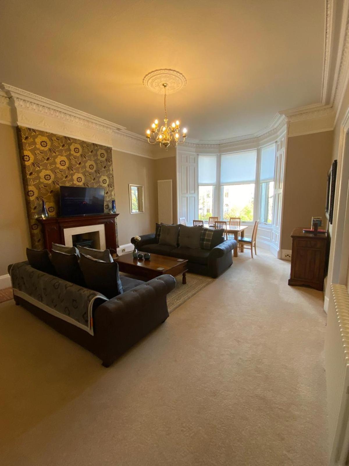 Beautiful & Bright 2 Bed Flat Murrayfield EDI Kültér fotó